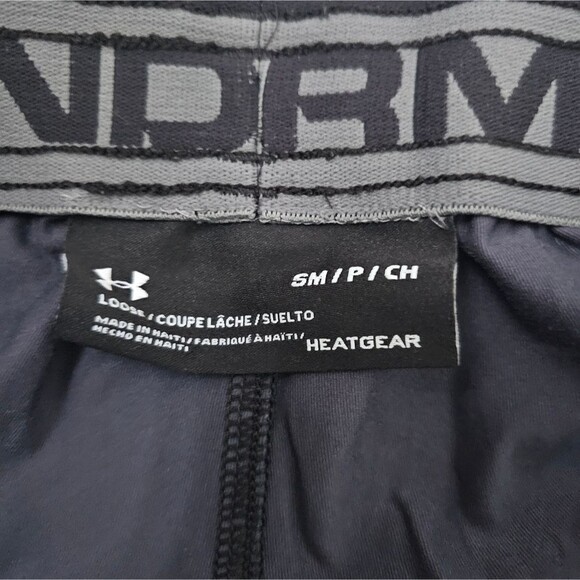 Men’s Under Armour Black/Grey Camo Loose Fit Shorts Small Excellent Condition! - Picture 5 of 5